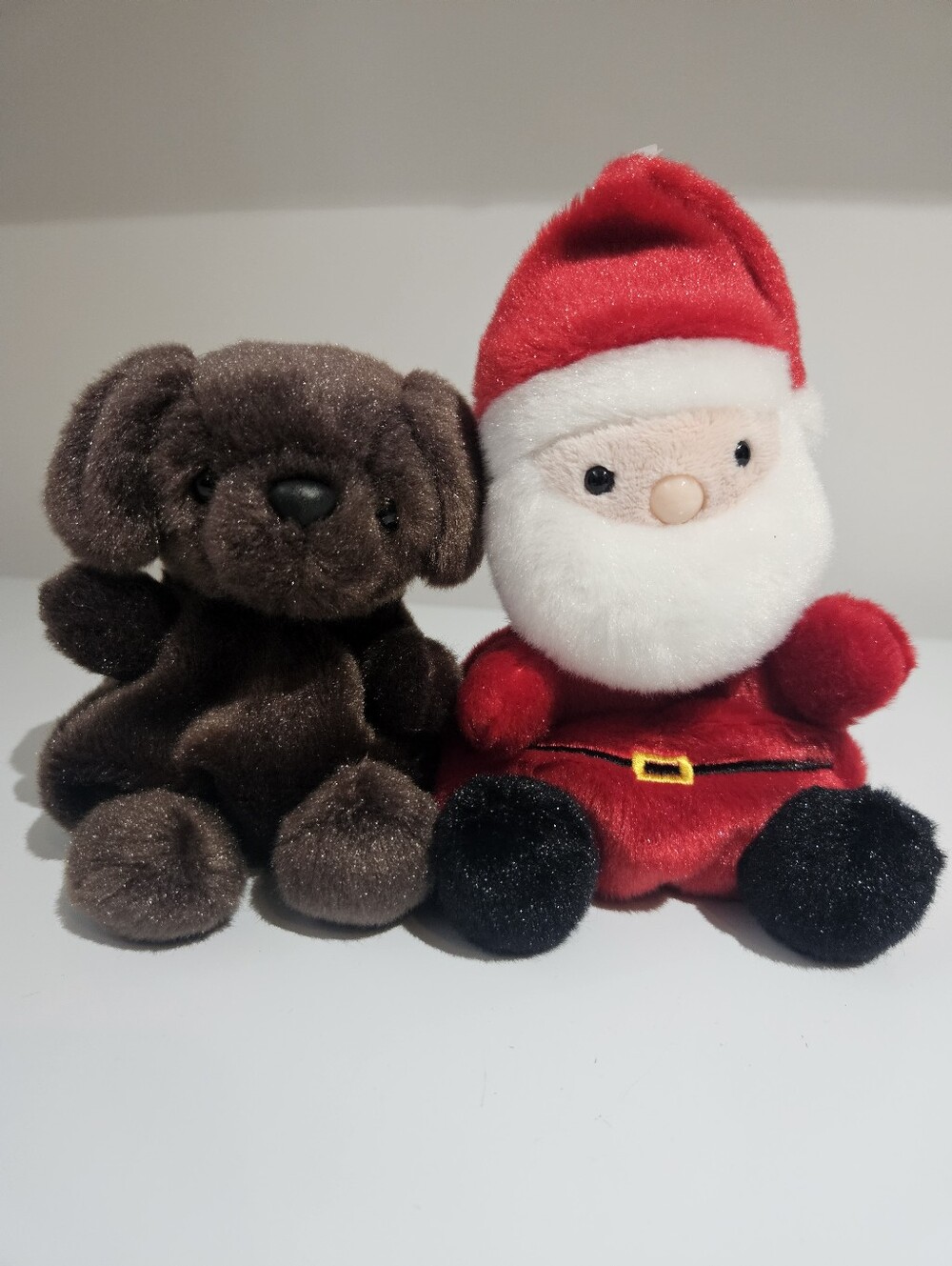Palm Pals Santa & Chocolate Lab